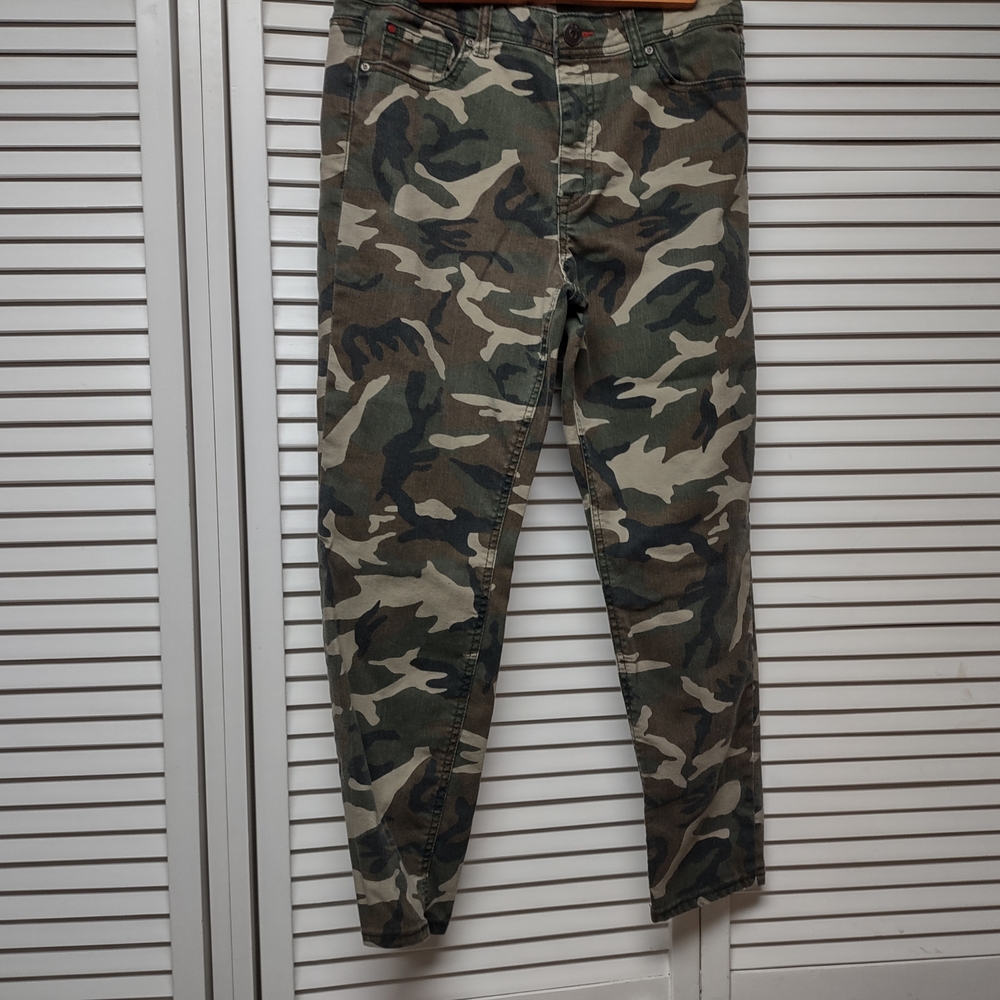 Size 12 Camouflage Print Pants